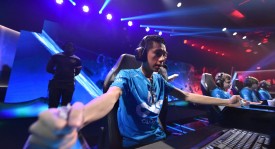 电竞赛场风云：DRG战队连胜，WOL战队挑战XLG败北